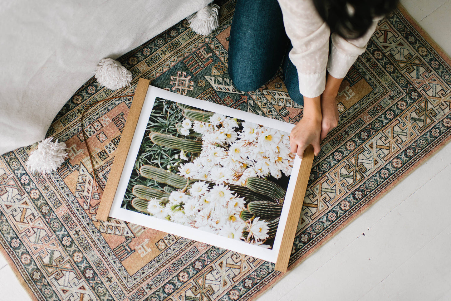 Hanger Frames - 25" MAGNETIC Poster Hanger Frame for 24x36" Portrait Print: Aged Oak Stain