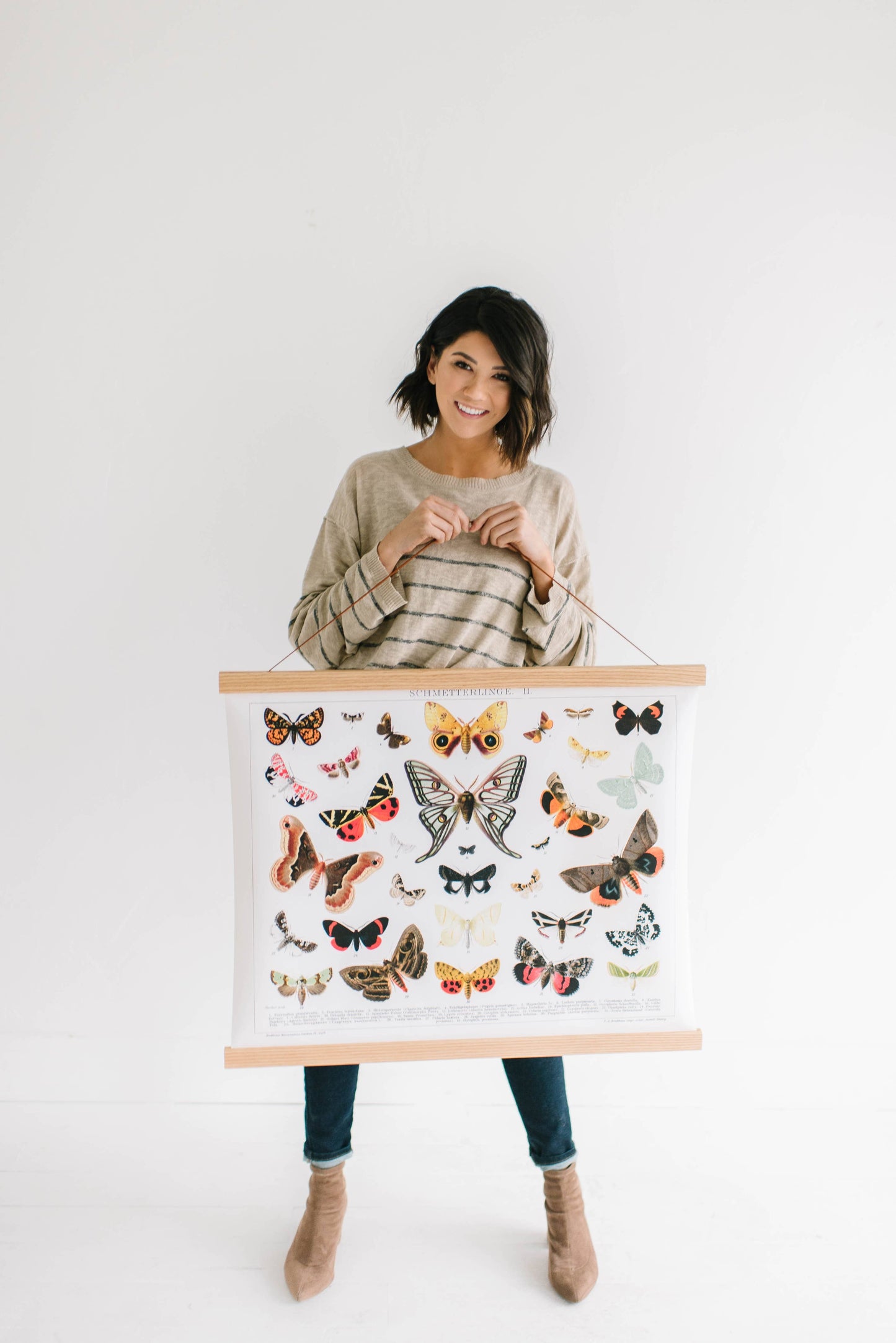 Hanger Frames - 25" MAGNETIC Poster Hanger Frame for 24x36" Portrait Print: Aged Oak Stain