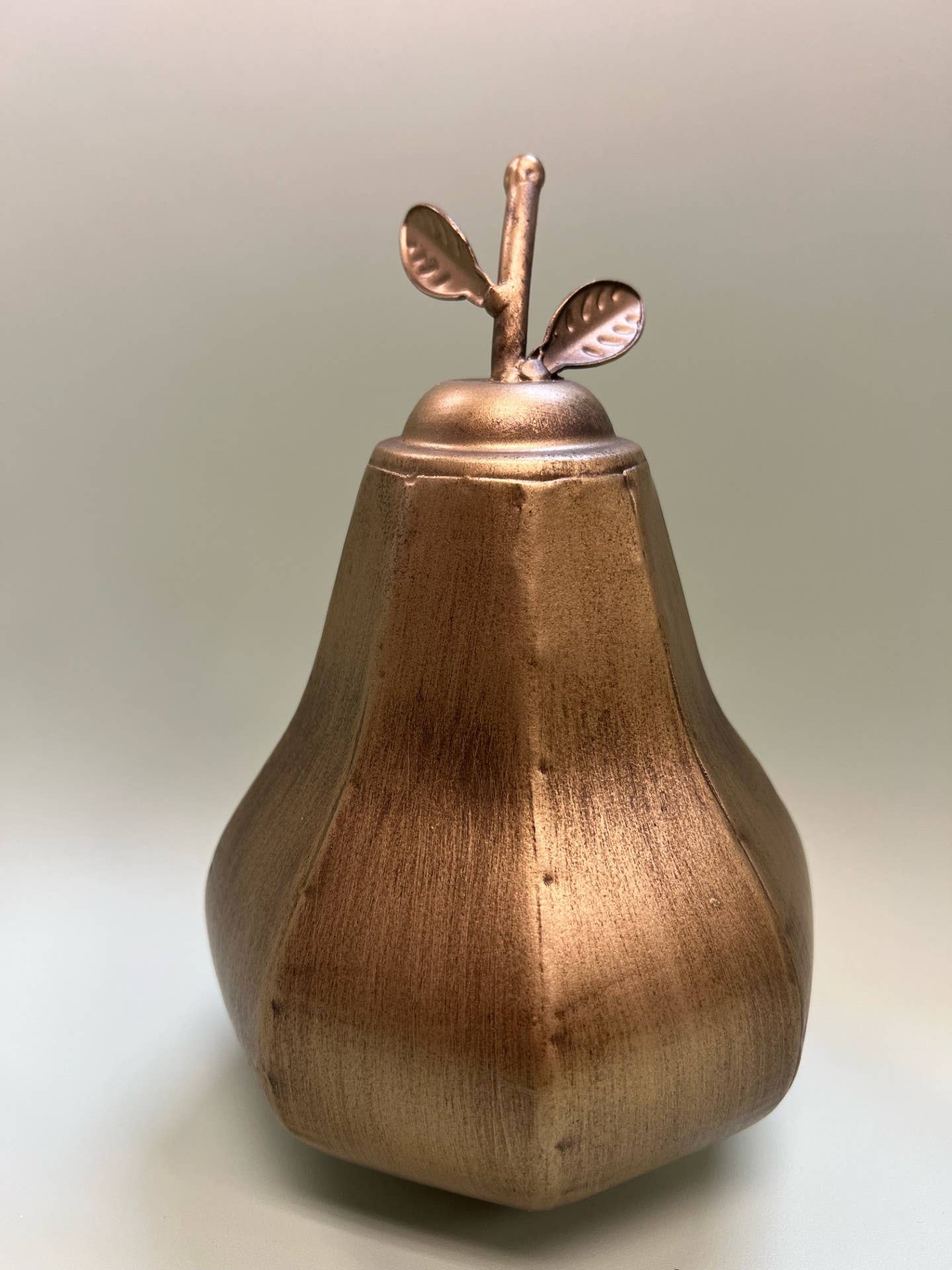 Golden Pear Table Decor