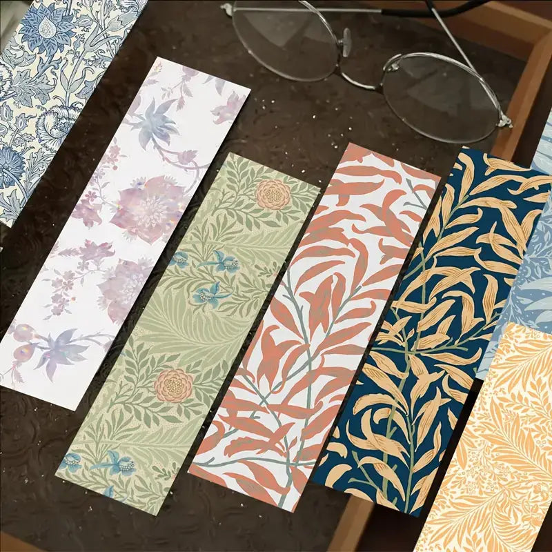 Magnifique Hearts - Morris's Floral Bookmarks - Artistic Bookmarks (lucky Dip): 10 Bookmarks