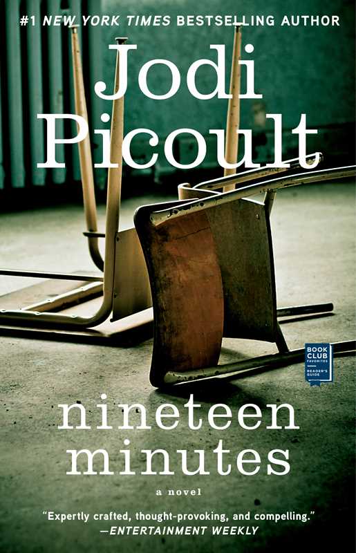 Simon & Schuster - Nineteen Minutes by Jodi Picoult: Paperback; 480 pages / English