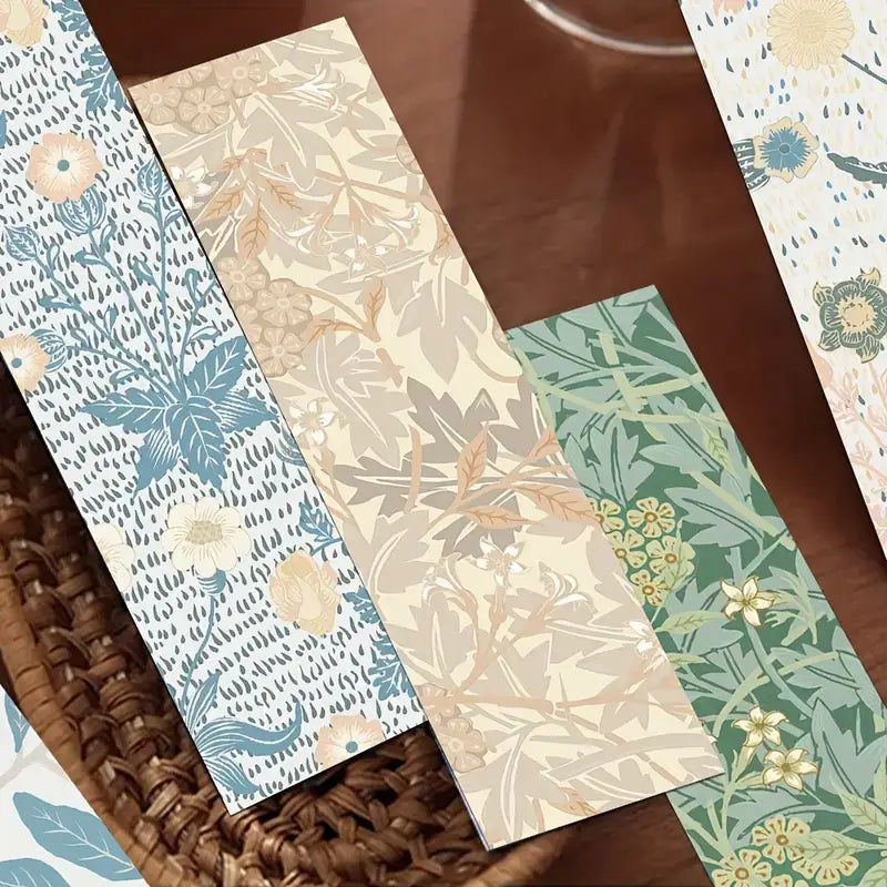 Magnifique Hearts - Morris's Floral Bookmarks - Artistic Bookmarks (lucky Dip): 10 Bookmarks