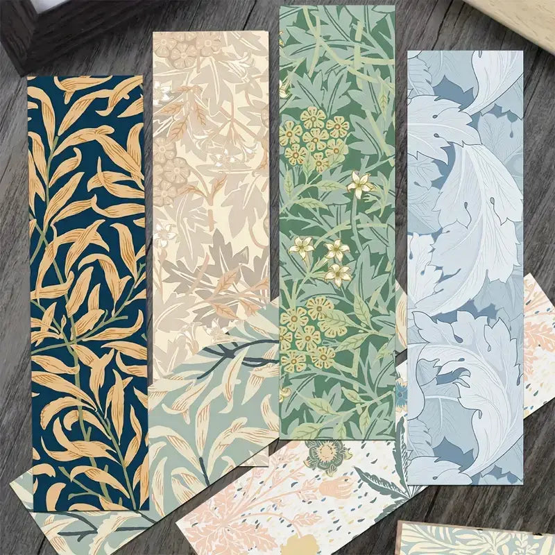 Magnifique Hearts - Morris's Floral Bookmarks - Artistic Bookmarks (lucky Dip): 10 Bookmarks