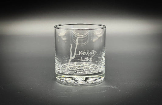 Keuka Lake New York 10.25 oz Etched Knob Rocks Glass: KNOB BOTTOM