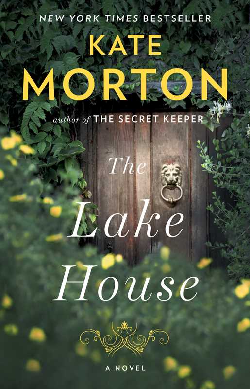 Simon & Schuster - Lake House by Kate Morton: Paperback; 512 pages / English