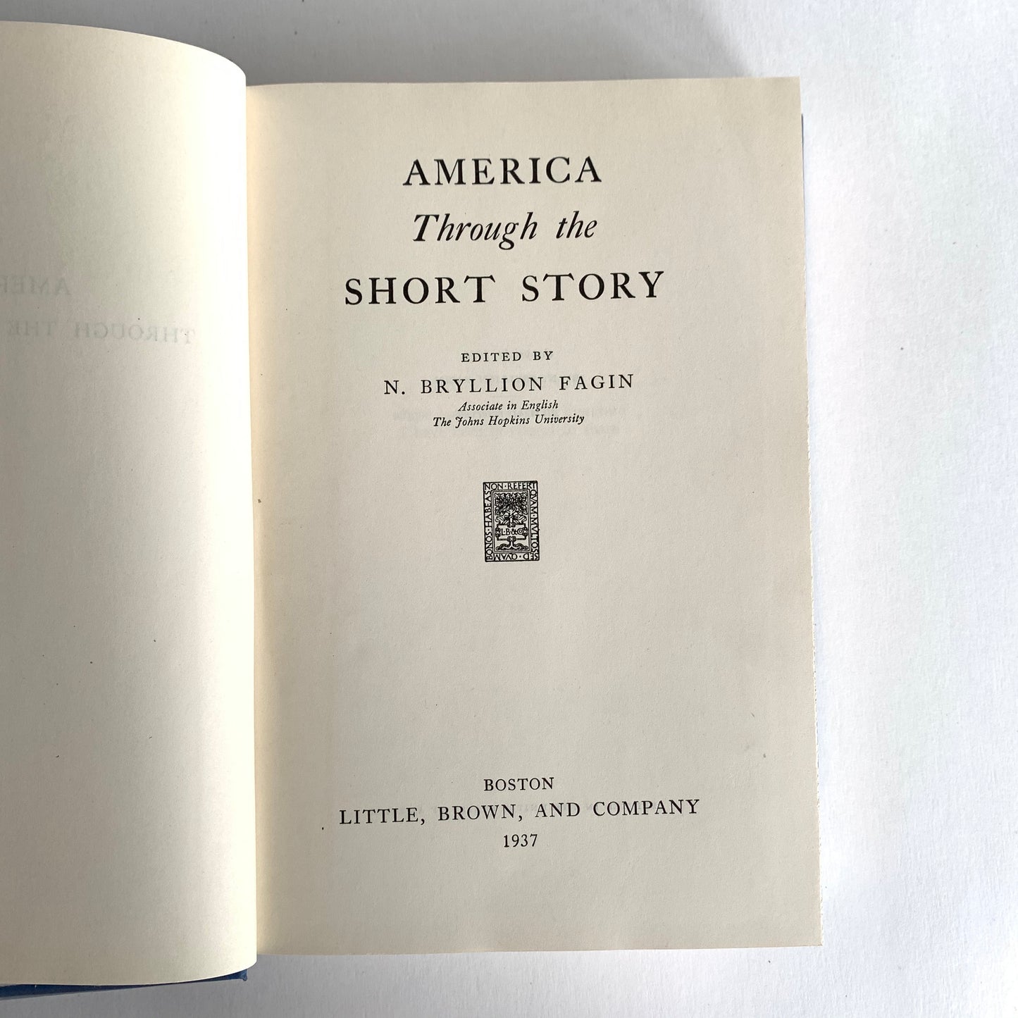 Vintage Book- America Through the Short Story by N. Bryllion Fagin
